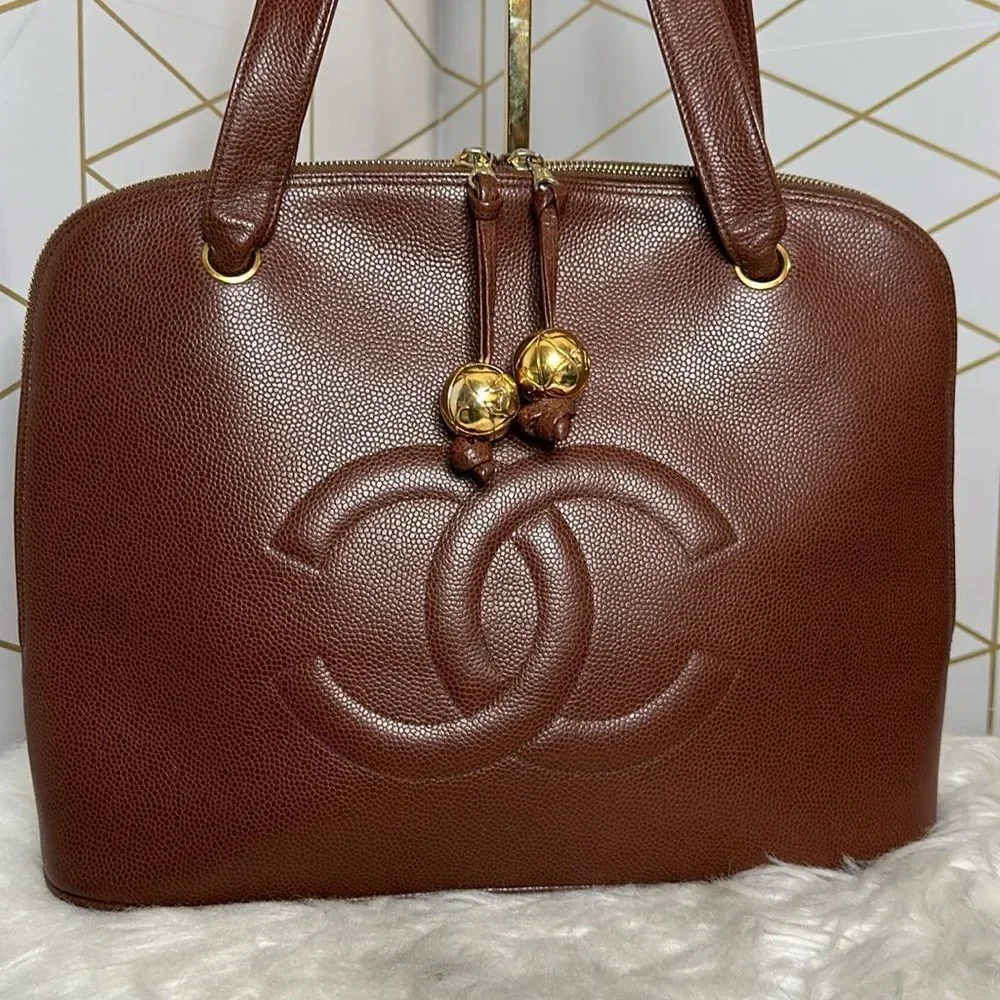 💯Authentic Chanel Caviar Double Zipped Handbag🍀